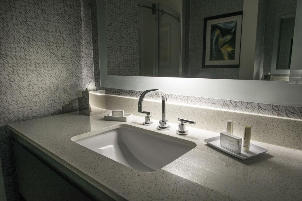 Towneplace Suites By Marriott Boston Logan Airport/Chelsea Zewnętrze zdjęcie