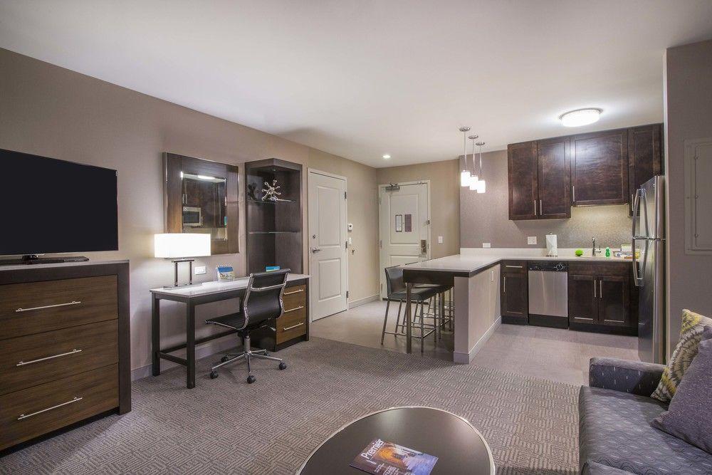 Towneplace Suites By Marriott Boston Logan Airport/Chelsea Zewnętrze zdjęcie