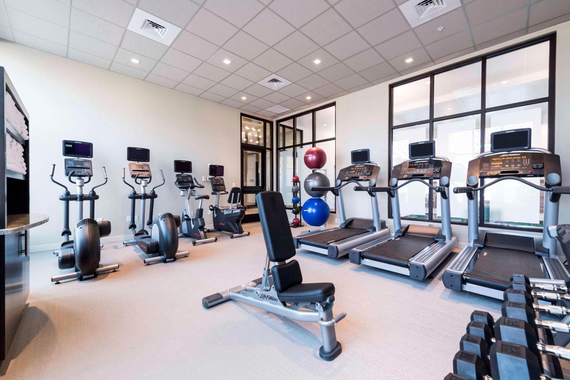 Towneplace Suites By Marriott Boston Logan Airport/Chelsea Zewnętrze zdjęcie
