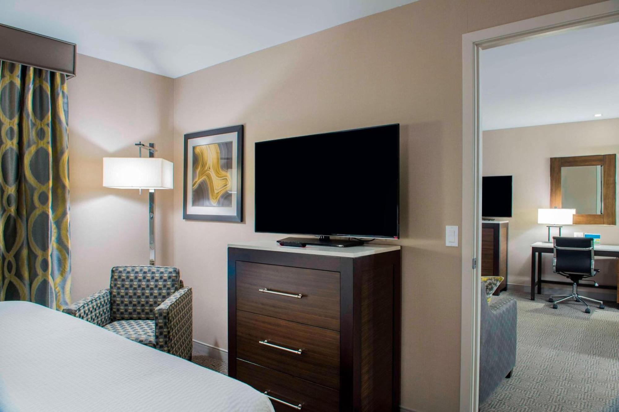 Towneplace Suites By Marriott Boston Logan Airport/Chelsea Zewnętrze zdjęcie