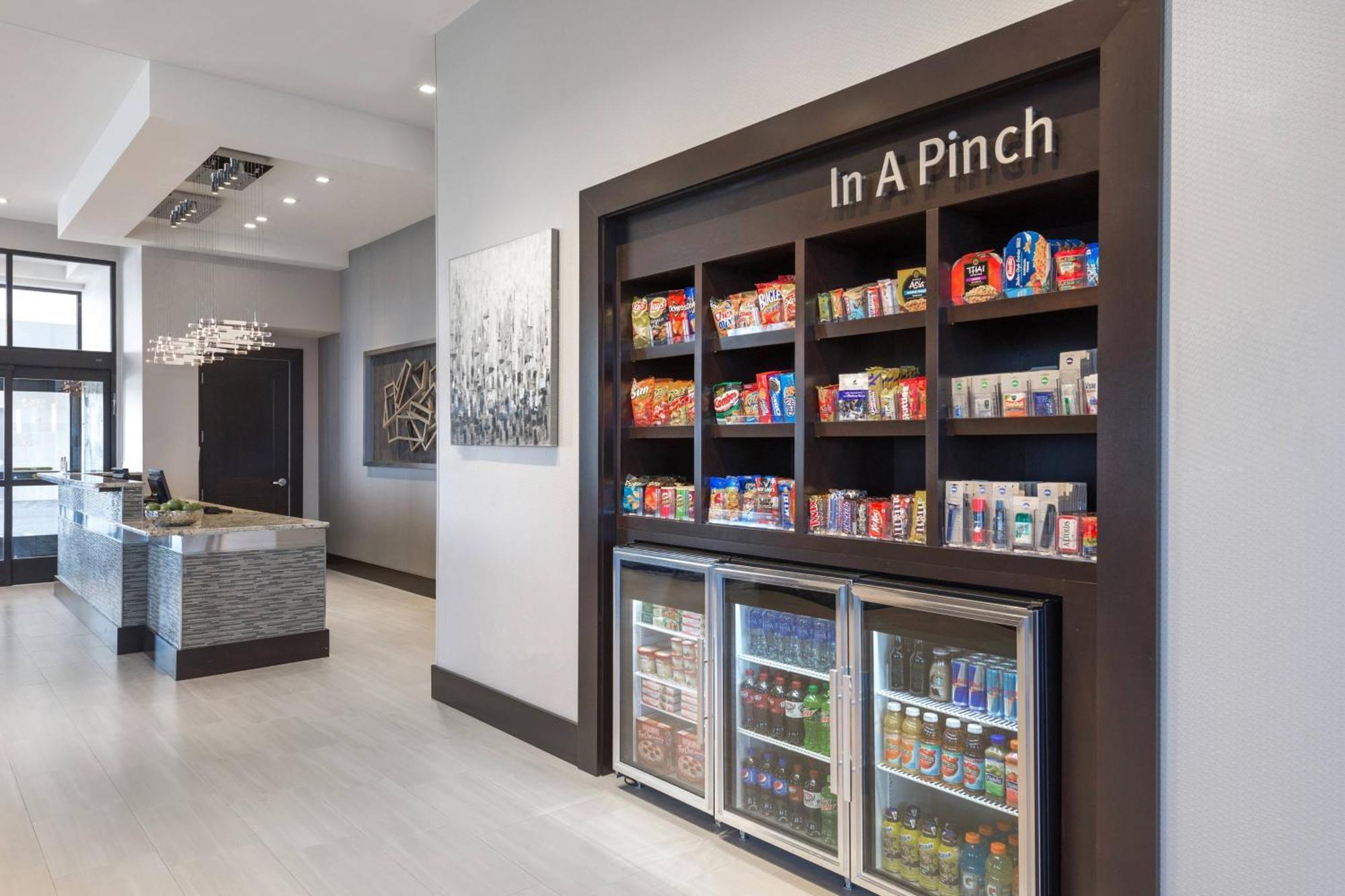 Towneplace Suites By Marriott Boston Logan Airport/Chelsea Zewnętrze zdjęcie